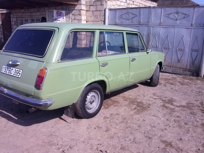 LADA (VAZ) 2102 1981, 9,999 km - 1.3 l - Salyan