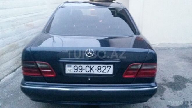 Mercedes E 220 2002, 308,000 km - 2.2 l - Bakı