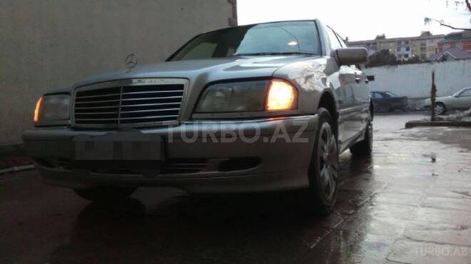 Mercedes C 230 1999, 239,900 km - 2.3 л - Bakı