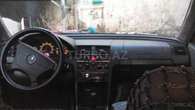 Mercedes C 230 1999, 239,900 km - 2.3 л - Bakı