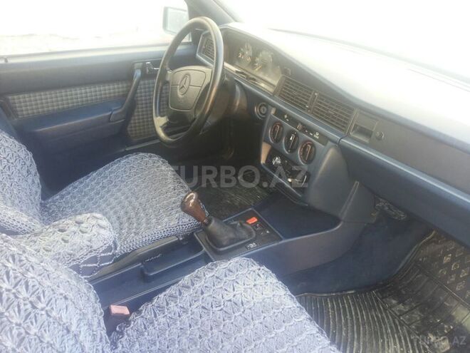 Mercedes 190 1990, 270,000 km - 1.8 l - Bakı