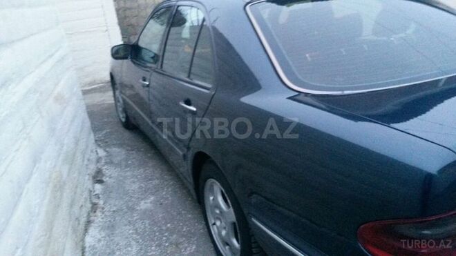 Mercedes E 220 2002, 308,000 km - 2.2 l - Bakı