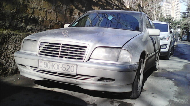 Mercedes C 220 1998, 155,000 km - 2.2 л - Bakı