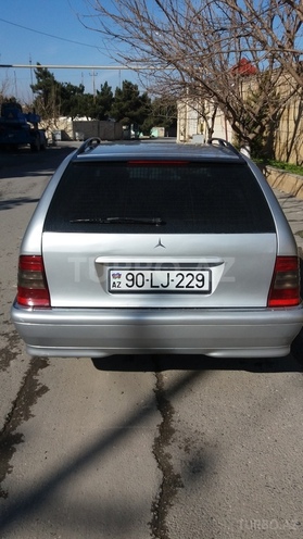 Mercedes C 200 2000, 325,000 km - 2.0 l - Bakı