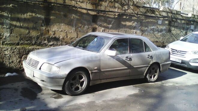 Mercedes C 200 1999, 396,000 km - 2.2 l - Bakı