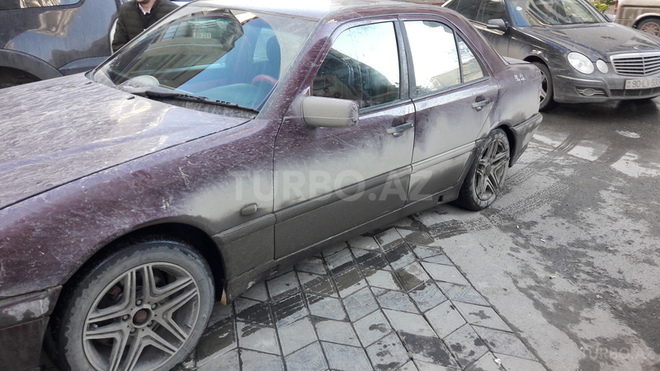 Mercedes C 240 1997, 260,000 km - 2.4 л - Bakı