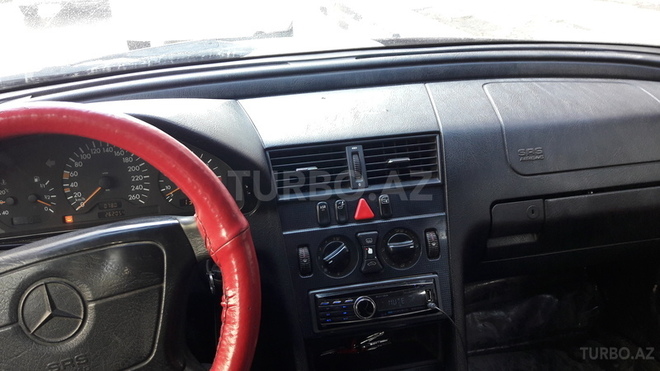 Mercedes C 240 1997, 260,000 km - 2.4 л - Bakı