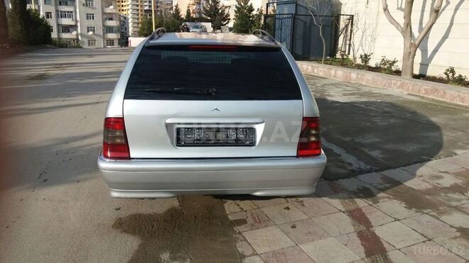 Mercedes C 200 2000, 320,000 km - 2.0 l - Bakı