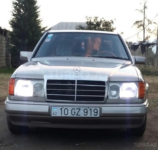 Mercedes E 230 1989, 298,572 km - 2.3 l - Lənkəran