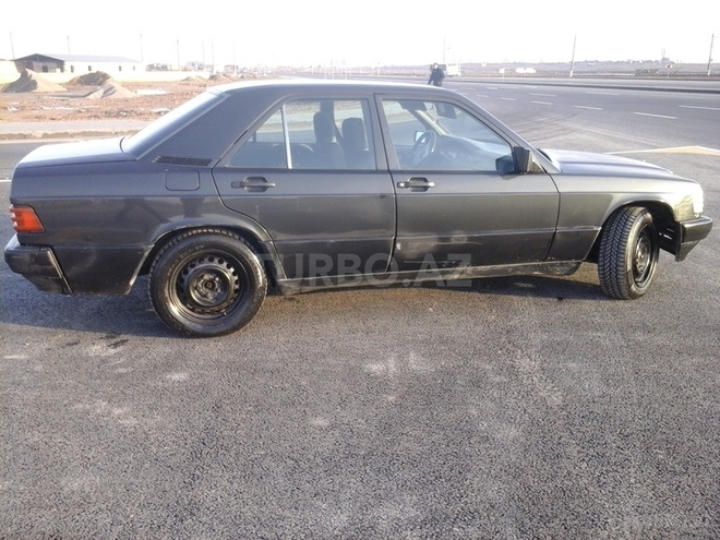 Mercedes 190 1991, 301,253 km - 2.0 л - Bakı