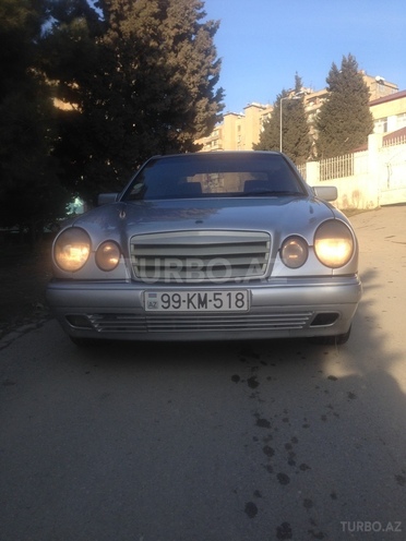 Mercedes E 230 1995, 404,156 km - 0.3 l - Bakı