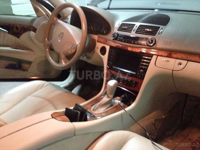 Mercedes E 240 2002, 222,000 km - 2.6 l - Bakı