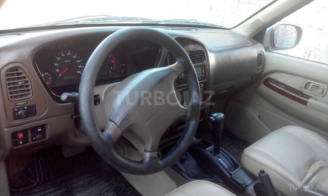 Nissan Pathfinder 2000, 157,000 km - 3.3 l - Bakı