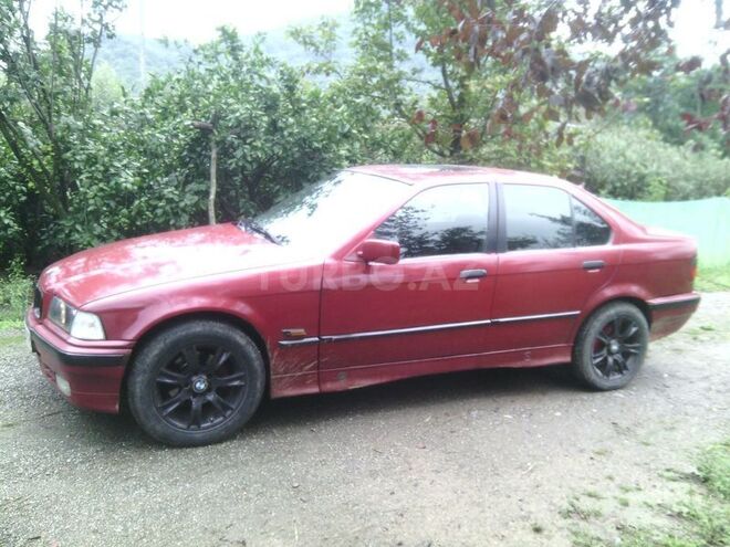 BMW 318 1992, 321,457 km - 1.8 l - Lənkəran
