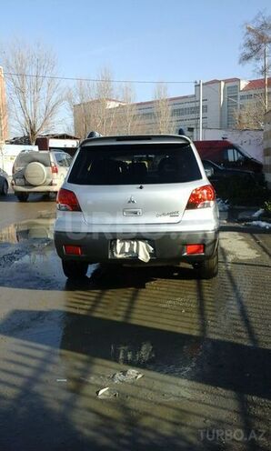 Mitsubishi Outlander 2003, 150,000 km - 2.4 l - Bakı