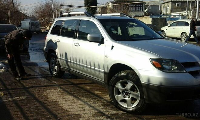 Mitsubishi Outlander 2003, 150,000 km - 2.4 l - Bakı