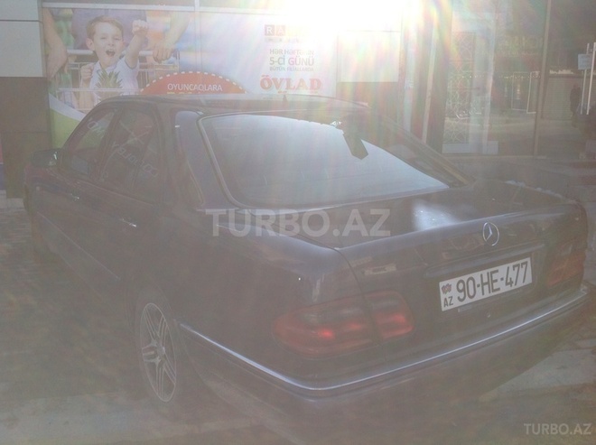 Mercedes E 240 1999, 248,000 km - 2.4 l - Bakı