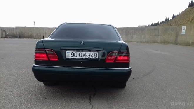 Mercedes E 230 1997, 325,000 km - 2.3 l - Bakı
