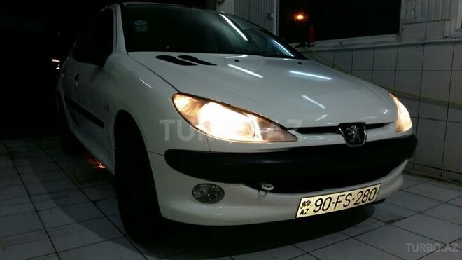 Peugeot 206 2004, 210,000 km - 1.4 л - Bakı