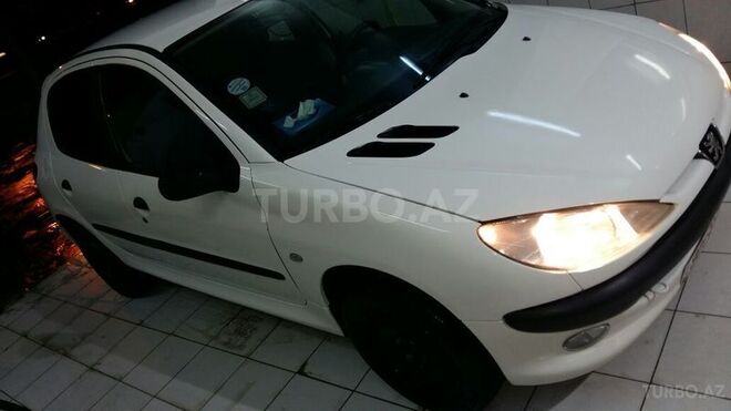 Peugeot 206 2004, 210,000 km - 1.4 л - Bakı