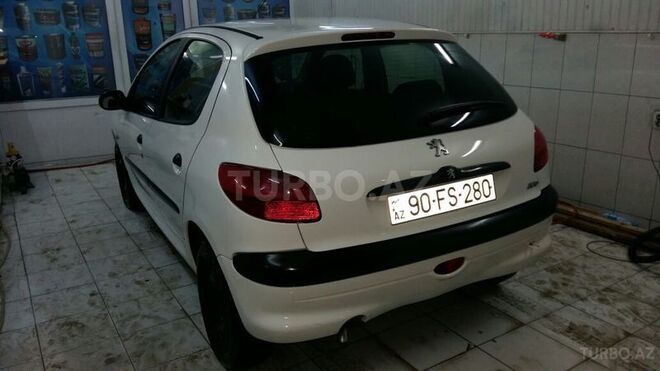 Peugeot 206 2004, 210,000 km - 1.4 л - Bakı