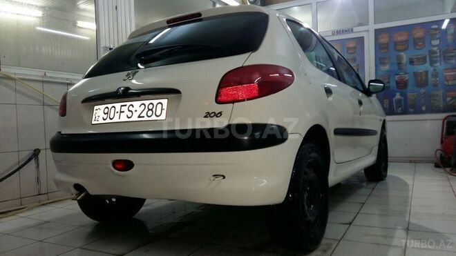 Peugeot 206 2004, 210,000 km - 1.4 л - Bakı