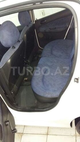 Peugeot 206 2004, 210,000 km - 1.4 л - Bakı