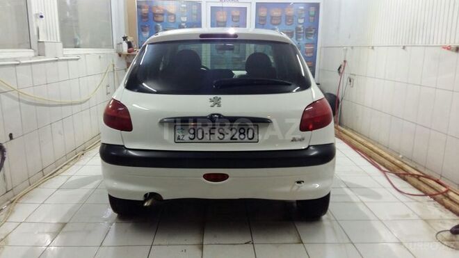 Peugeot 206 2004, 210,000 km - 1.4 л - Bakı