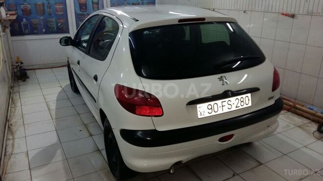 Peugeot 206 2004, 210,000 km - 1.4 л - Bakı
