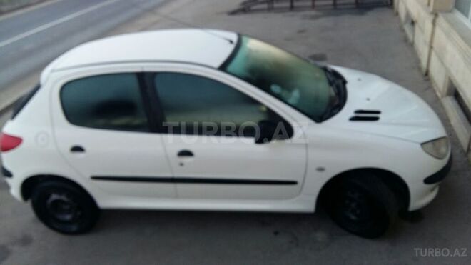 Peugeot 206 2004, 210,000 km - 1.4 л - Bakı