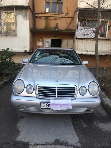 Mercedes E 240 1998, 239,190 km - 2.4 l - Bakı