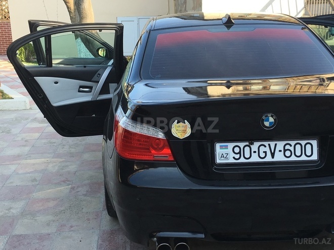 BMW M5 2005, 136,000 km - 5.0 l - Bakı