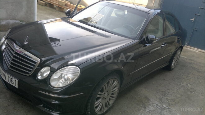 Mercedes E 320 2002, 203,557 km - 3.2 l - Bakı