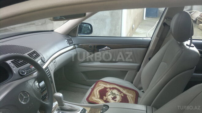 Mercedes E 320 2002, 203,557 km - 3.2 l - Bakı