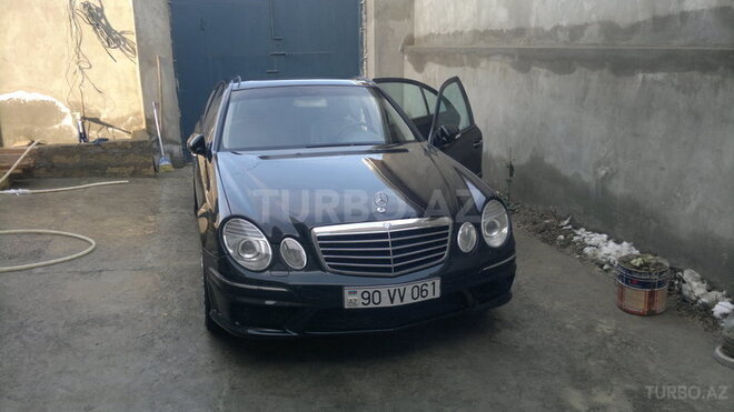 Mercedes E 320 2002, 203,557 km - 3.2 l - Bakı