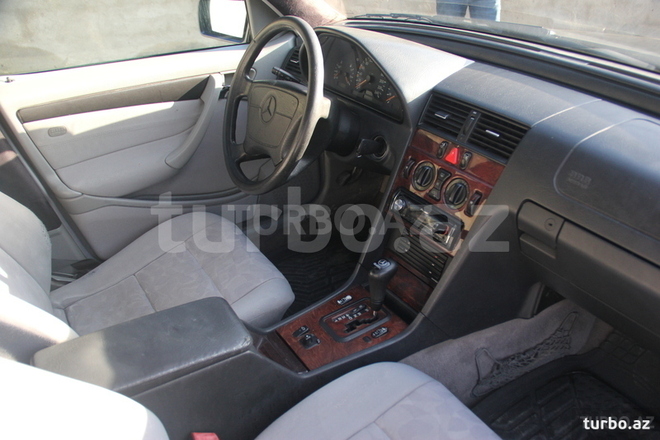 Mercedes C 180 1998, 245,000 km - 1.8 l - Bakı