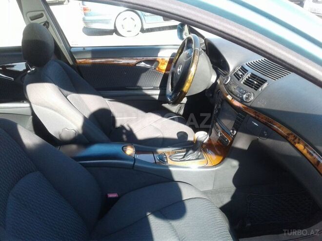 Mercedes E 270 2002, 250,000 km - 2.7 l - Xırdalan