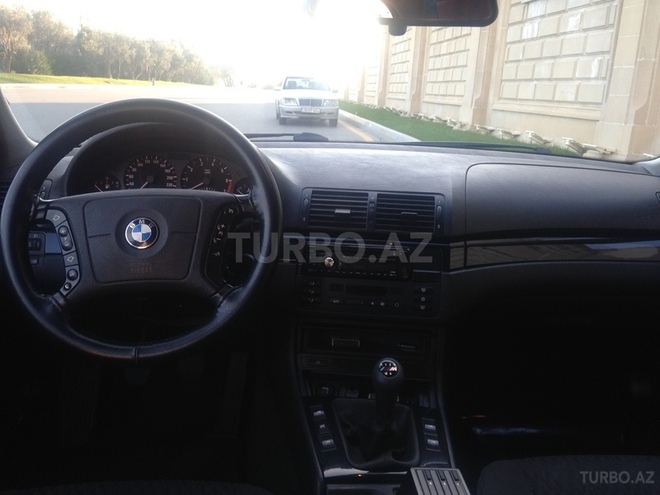 BMW 320 2000, 208,000 km - 2.0 l - Bakı