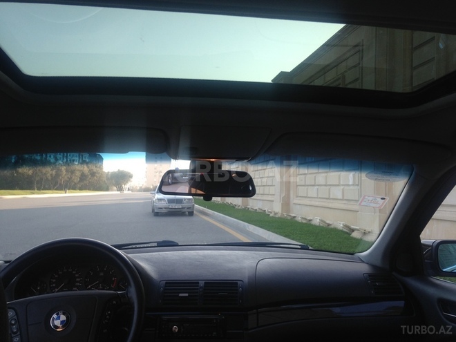 BMW 320 2000, 208,000 km - 2.0 l - Bakı