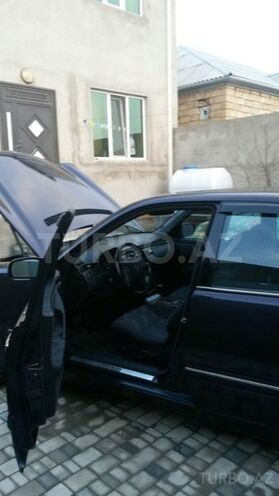 Mercedes E 220 1999, 355,000 km - 2.2 l - Sumqayıt