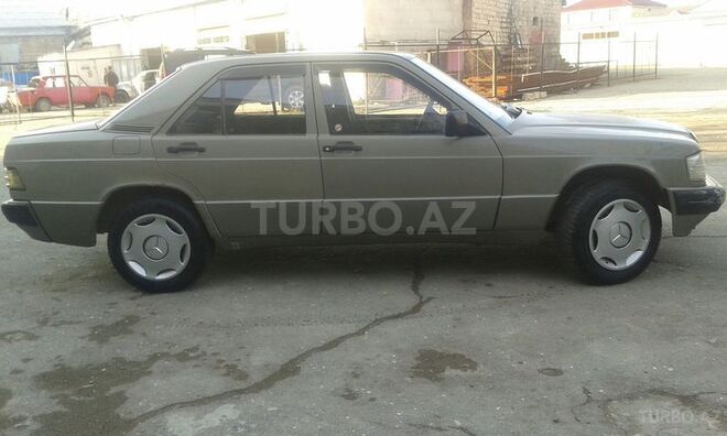 Mercedes 190 1991, 222,000 km - 1.8 л - Sumqayıt