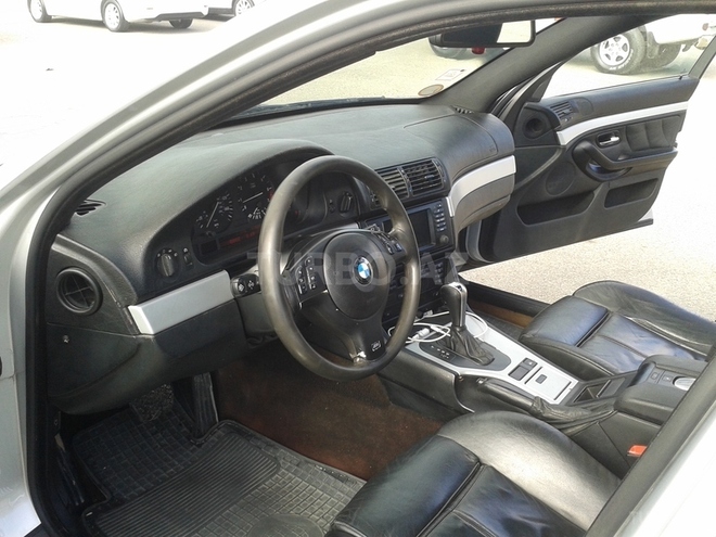 BMW 525 2002, 210,000 km - 2.5 l - Bakı