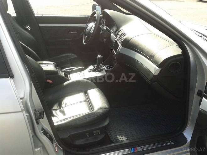 BMW 525 2002, 210,000 km - 2.5 l - Bakı