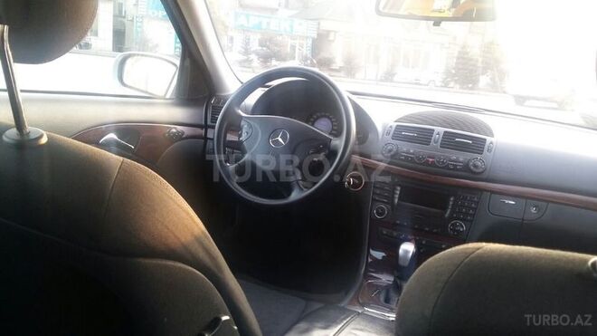 Mercedes E 220 2002, 195,256 km - 2.2 l - Bakı