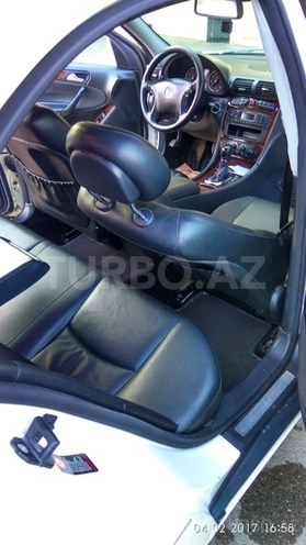 Mercedes C 240 2001, 180,000 km - 2.4 l - Bakı