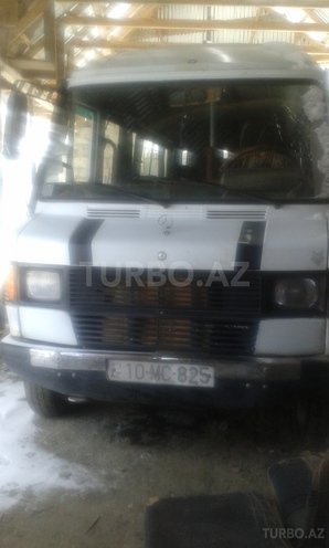 Mercedes 208 D 1994, 988,000 km - 2.2 л - İsmayıllı