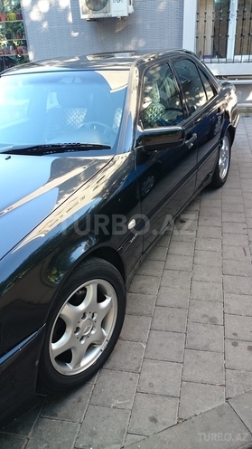 Mercedes C 240 1999, 151,000 km - 2.4 l - Bakı