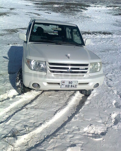 Mitsubishi Pajero io 2000, 190,000 km - 0.2 l - Şamaxı