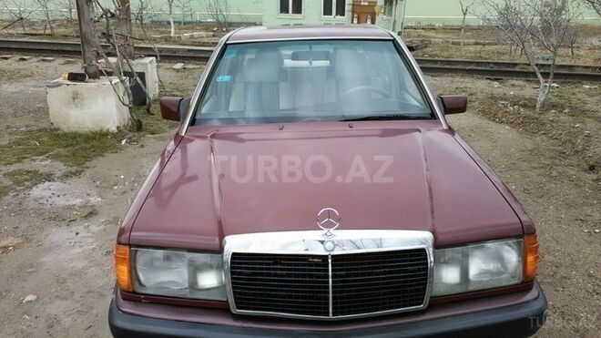 Mercedes E 200 1991, 200,000 km - 0.2 l - Bakı