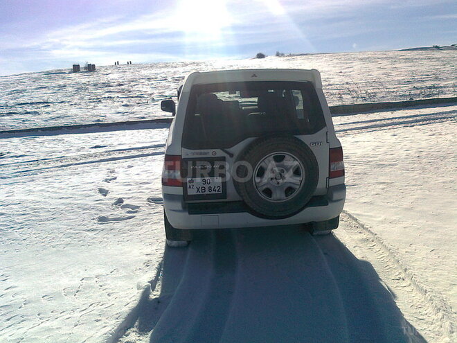 Mitsubishi Pajero io 2000, 190,000 km - 0.2 l - Şamaxı